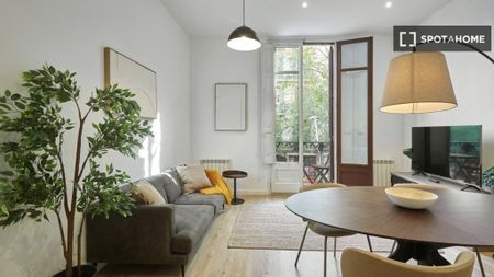 2 room luxury Flat for rent in Barcelona, Spain - Photo 4