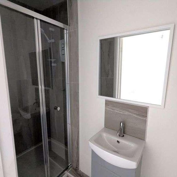 Great Western Road, Gloucester, GL1 - Photo 1