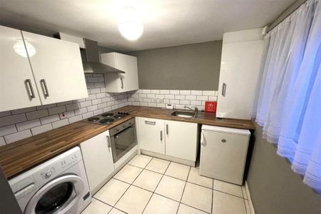 Flat 1, 65 Atlantic Avenue, Belfast, BT15 2HN - Photo 3