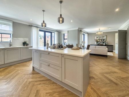 4 bedroom detached house to rent - Photo 4