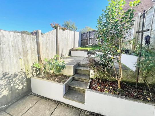 2 bedroom house to rent - Photo 1