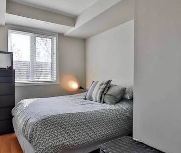 Lovely Cozy 1 Bed + Den, 1 Bath At 10 Laidlaw Street With Bonus Locker - Photo 3