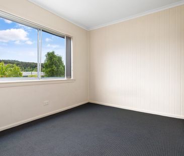 Great 2 Bedroom Unit - Photo 1