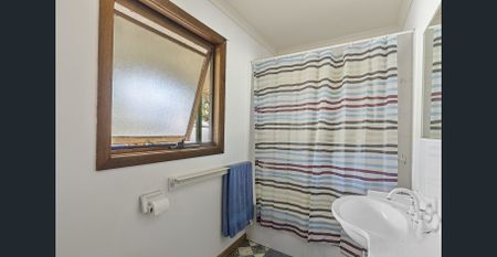 Country Living Close to Town – 3-Bedroom Home - Photo 5