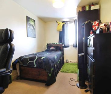 Bradshaw Court, Swindon, Swindon, SN25 - Photo 4