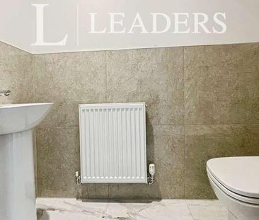 Spread Eagle Mews, Witham, Essex, CM8 - Photo 2