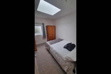 1 Bed Flat, Grosvenor Rd, BS2 - Photo 5