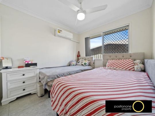 Ready to Move in Before Christmas! All bedrooms with Air Conditioning! - Photo 1