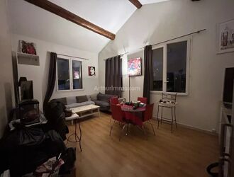 Location Appartement 2 pièces 51 m2 à Aubagne - Photo 2
