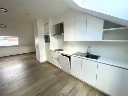 Appartement te huur - Foto 3