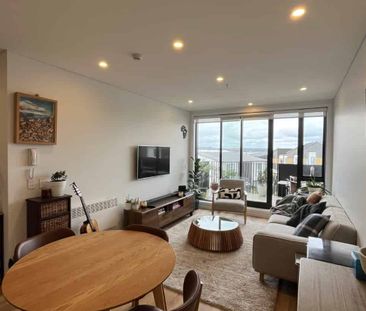 2 bedroom apartment available Te Uru Apartments - Photo 1
