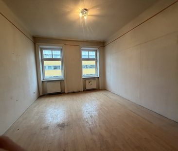 Fenzlgasse - sanierungsbedürftiger 2 Zimmer Altbau mit extra Küche ... - Photo 2