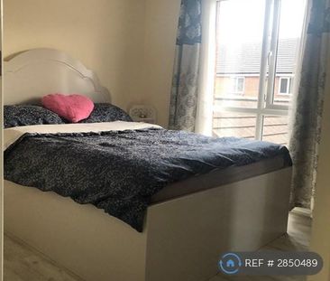 3 bedroom detached house to rent - Photo 4