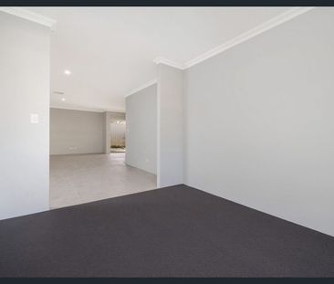 Coastal Living In Yanchep - Photo 4