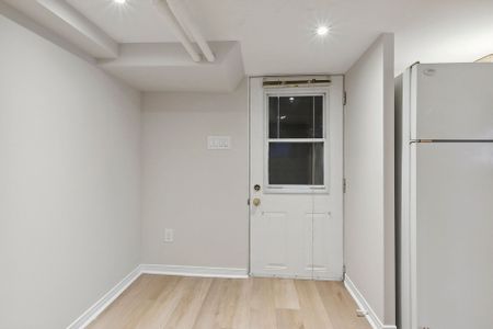 For Lease - 178 Douglas Avenue Unit# Lower, Toronto, Ontario - Photo 2