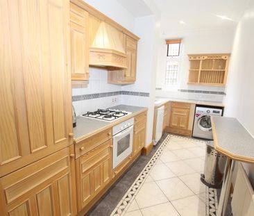 2 bedroom ground floor flat to rent - Photo 5