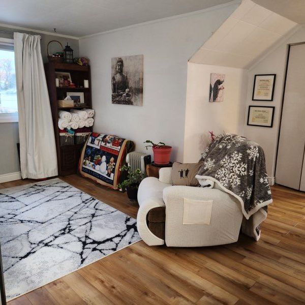 For Lease - 324 Bridge Street Unit# 1, Belleville, Ontario - Photo 1