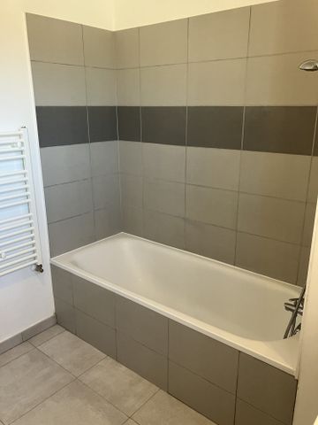 Location Appartement 2 pièces 44m² PESSAC 33600 - Photo 3