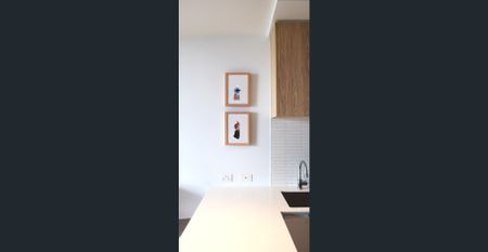 Majestic St Kilda Sunrise – Resort-Style Living with Parking - Photo 4