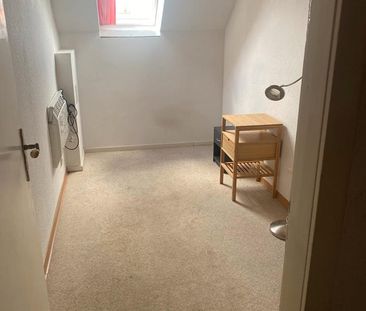 Biete 1,5 Zimmer Wohnung an der Goslarsche Str. 20 an! - Foto 1