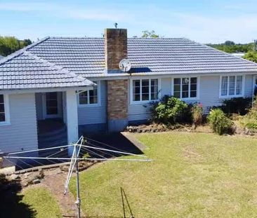 Family home in Te Rahu Road, Te Awamutu - Photo 5
