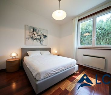 Splendid detached villa of 7.5 rooms with panoramic views of the la... - Photo 1