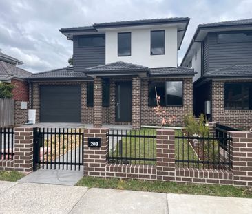 20B Greville Street, Huntingdale VIC 3166 - Townhouse For Rent | Do... - Photo 3