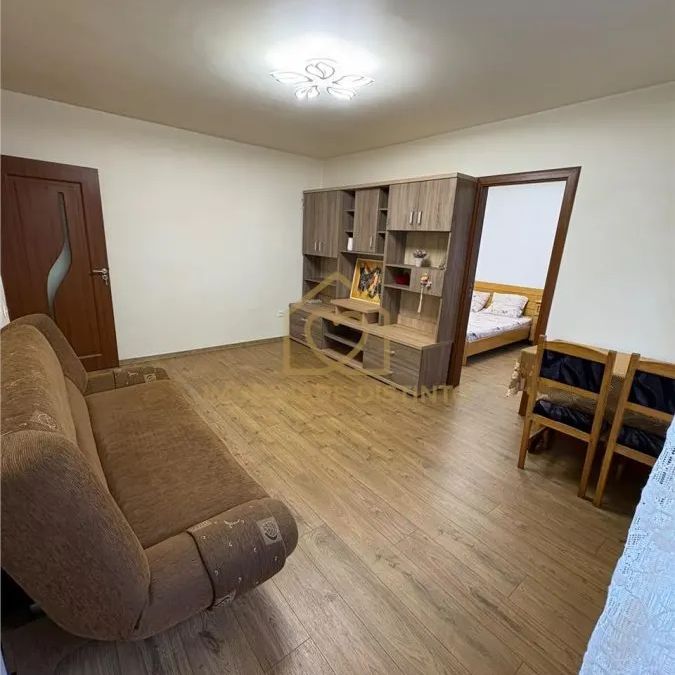 Apartament cu doua camere Zona centrala - Photo 1