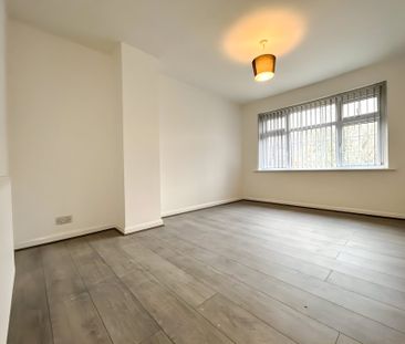 3/4 Bedroom House To Let - HP12 - Photo 6