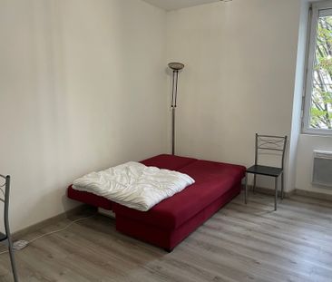 Location Appartement 1 pièce 27m² ANGERS 49100 - Photo 1