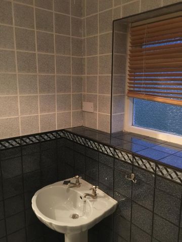 4 bedroom terraced house to rent - Photo 4