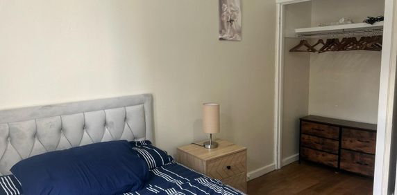 Room in a Shared House, Elswick Street, SW6 - Photo 2