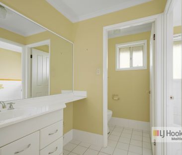 PRETTY AS A PICTURE!! - Photo 3