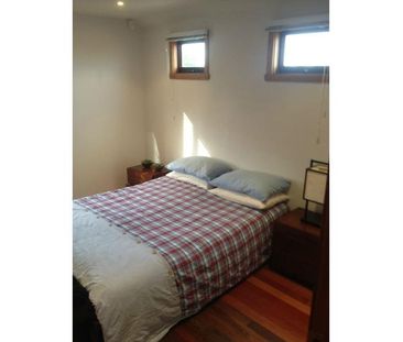 WELL PRESENTED 3 BEDROOM TOWNHOUSE - Photo 3