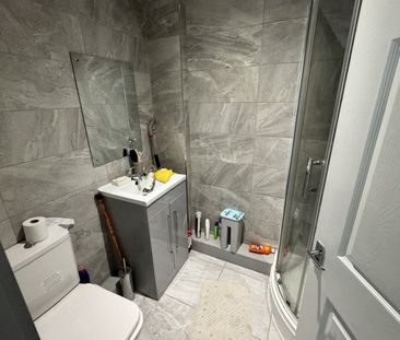 Headlands Road, PONTEFRACT - Photo 3