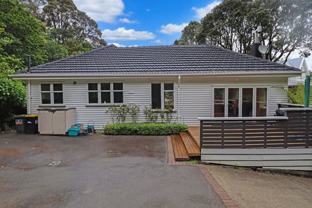 Khandallah Living - Photo 2