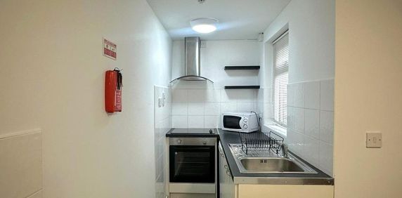 1 bedroom apartment to rent - Photo 2