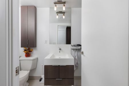 For Lease - 110 Charles Street Unit# 3410, Toronto, Ontario - Photo 2