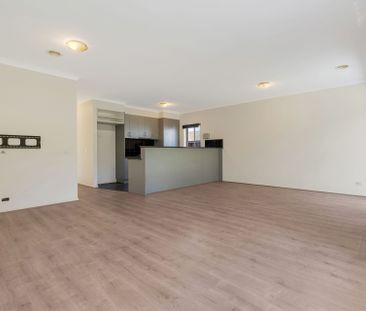 Low Maintenance Family Home in prime location. - Photo 3