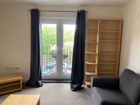 2 Bed Flat, Bull Lane, BS5 - Photo 5