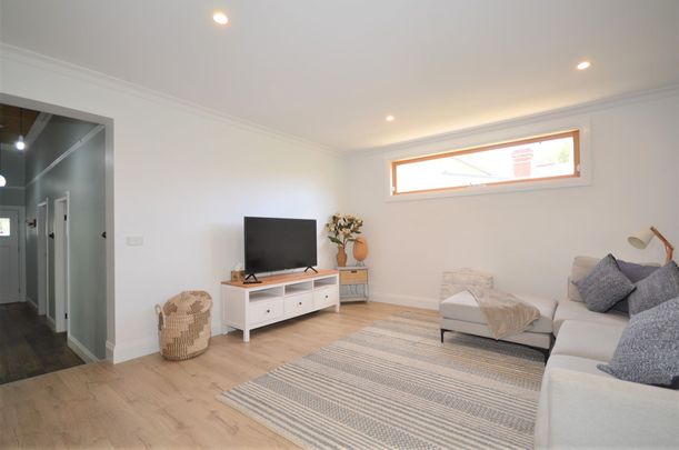 FULLY FURNISHED - CONTACT AGENT FOR AVAILABILITY!! - Photo 1