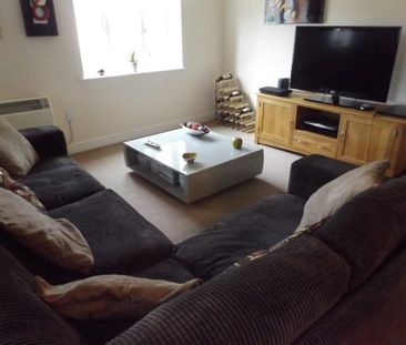 Langton Court, Fairfield Road - Photo 2