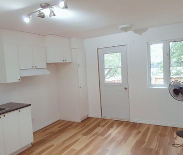 Condo for rent, Longueuil (Saint-Hubert) - Photo 3