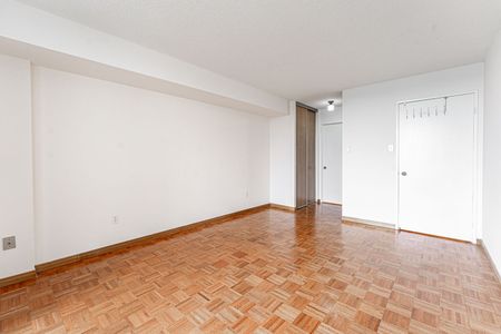 For Lease - 350 Alton Towers Circle Unit# 401, Toronto, Ontario - Photo 2