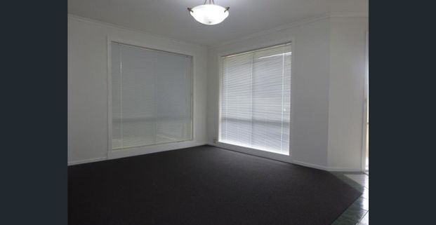 Perfect Family Home - Photo 1