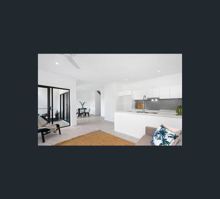 1/4 Meyer St, Southport, Qld 4215 - Photo 5