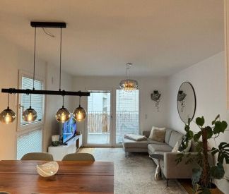 Helle 2-Zimmer-Wohnung – stilvolle Einrichtung optional verfügbar - Photo 2