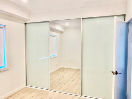 Luxurious Duplex with Studio - Photo 5