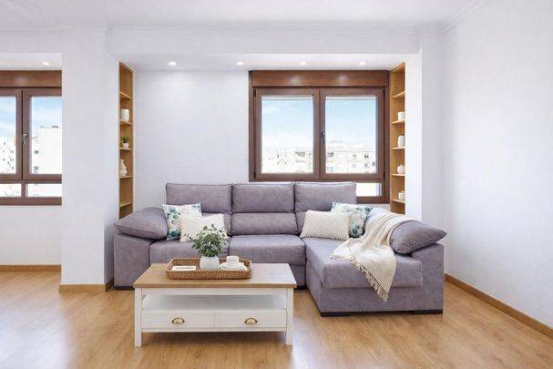 Alquiler de piso en Calle General Segura, 8 - Photo 1