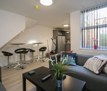 Room in a Shared House, Molyneux Road, L6 - Photo 2